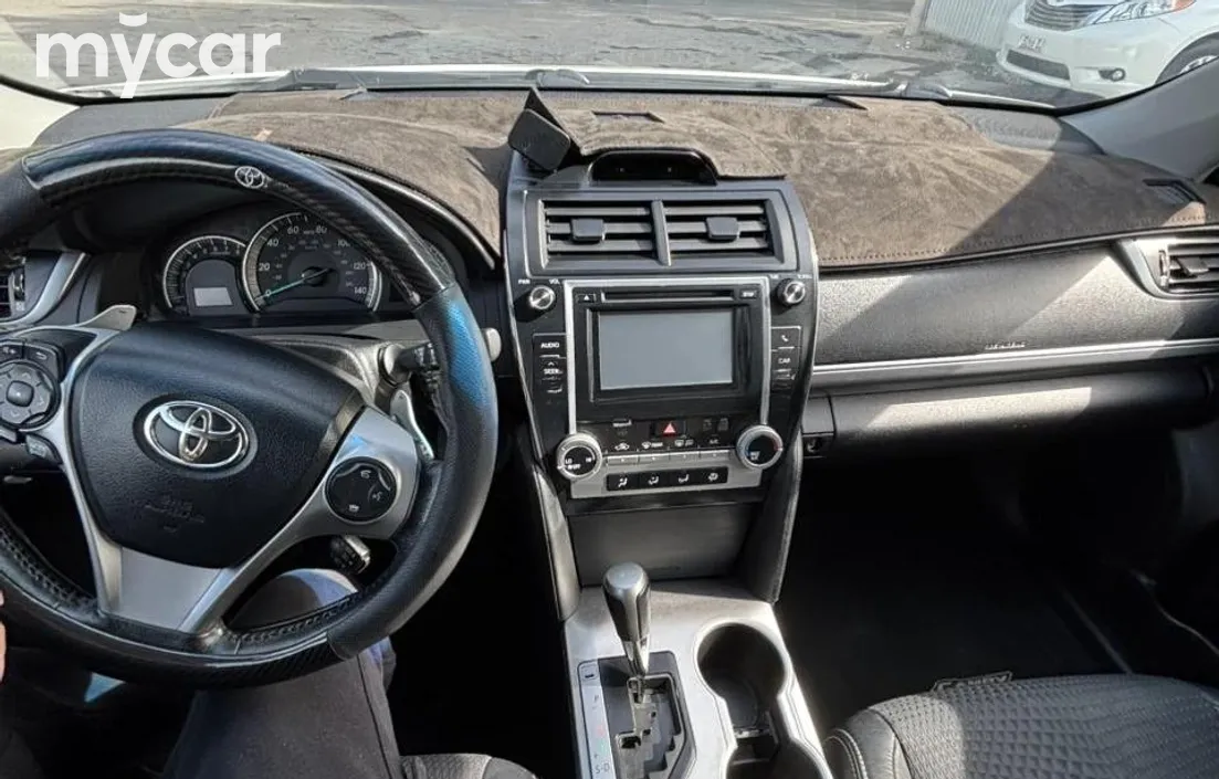 Toyota Camry 2013