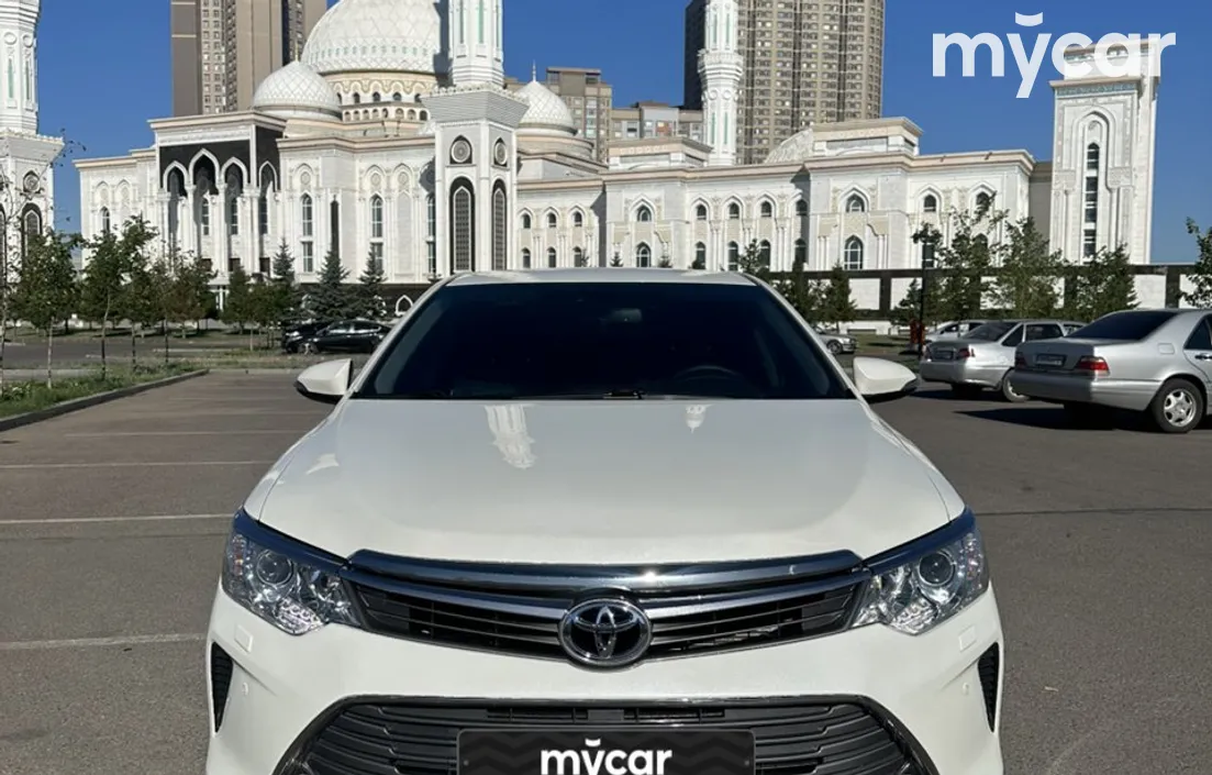 Toyota Camry 2016