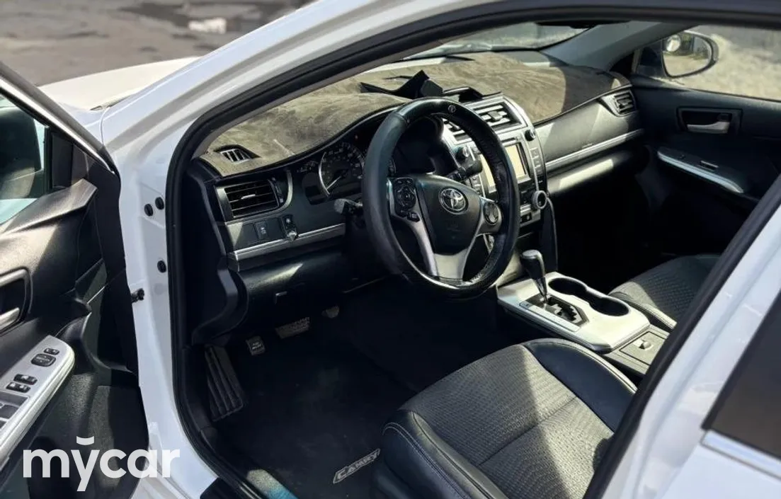 Toyota Camry 2013