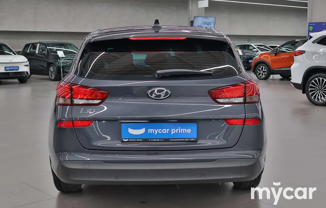 Hyundai i30 2022
