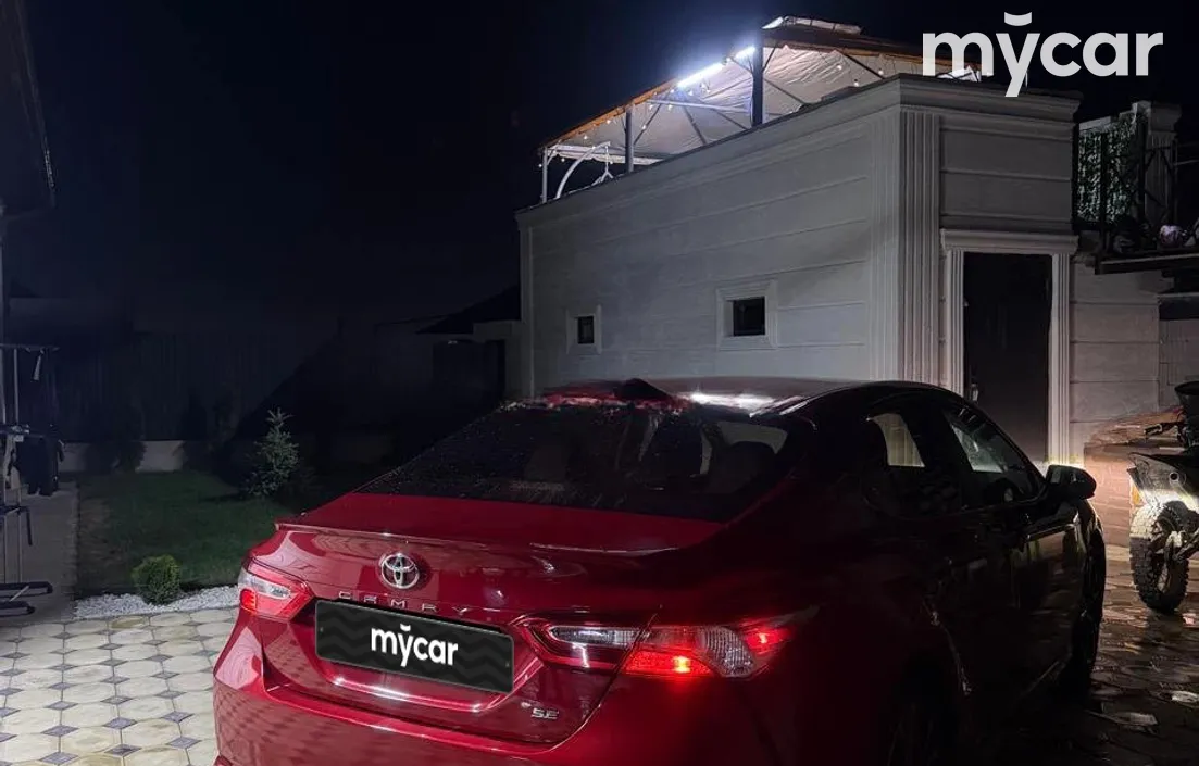 Toyota Camry 2020