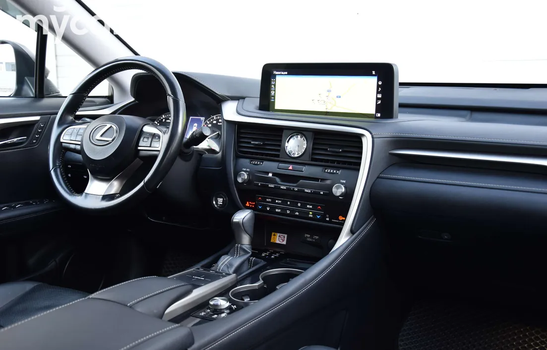Lexus RX 2022