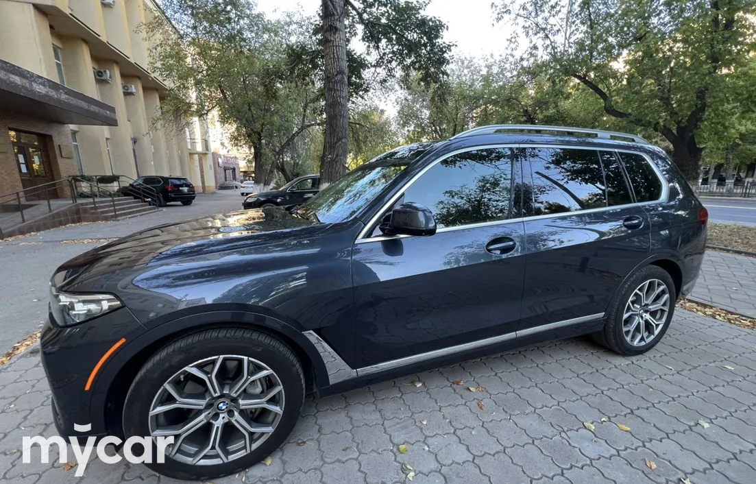 BMW X7 2020
