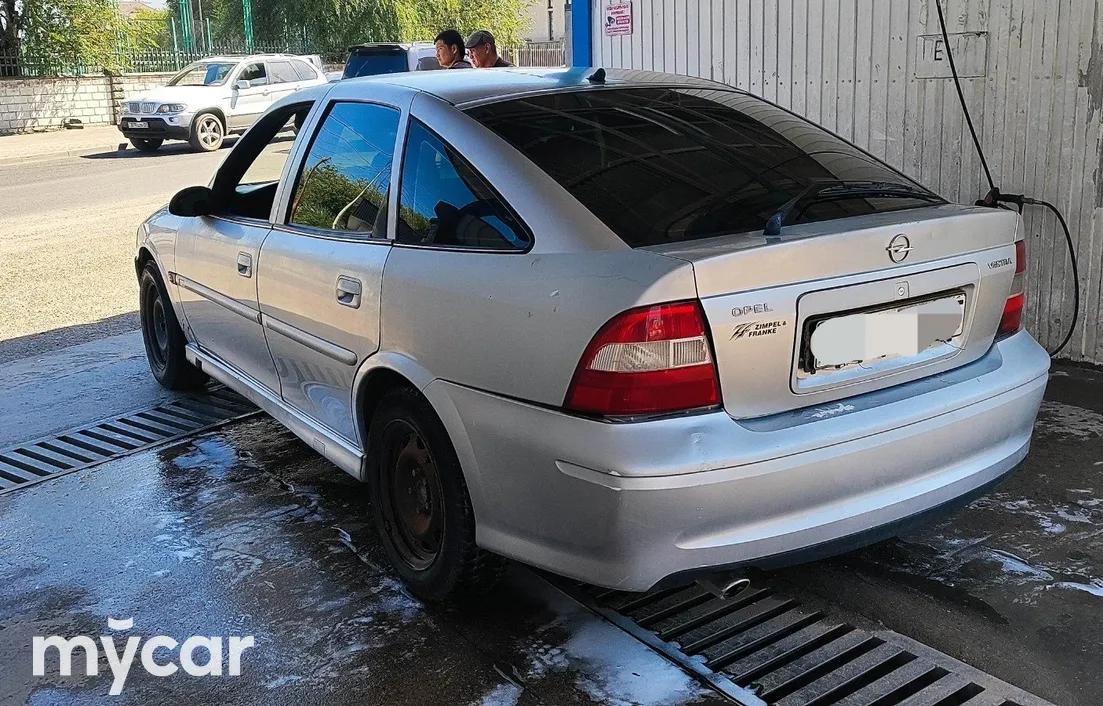 Opel Vectra 2000