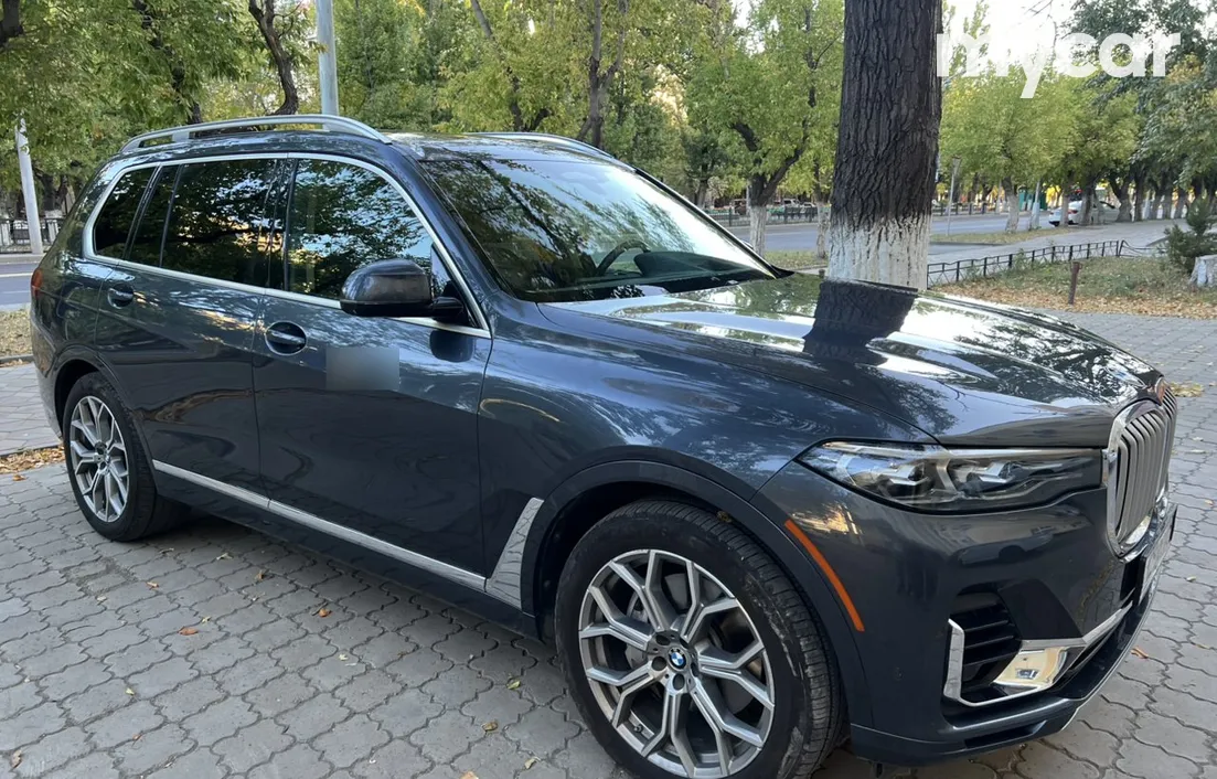 BMW X7 2020