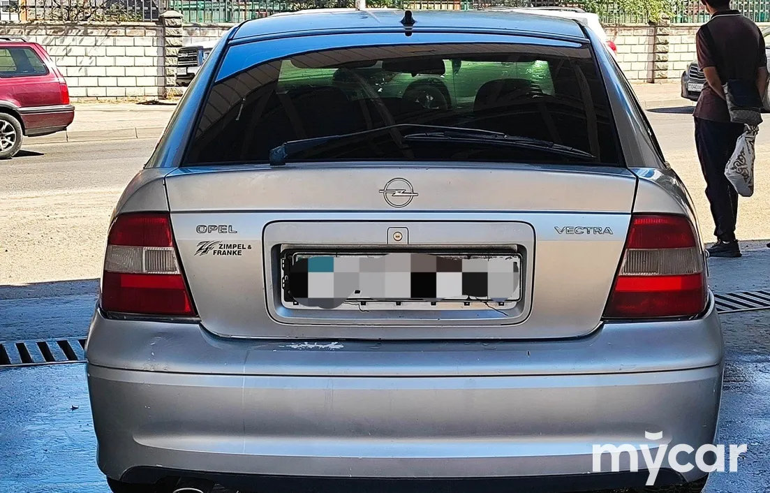 Opel Vectra 2000