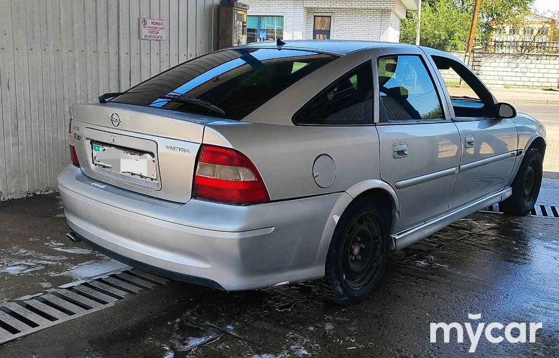 Opel Vectra 2000