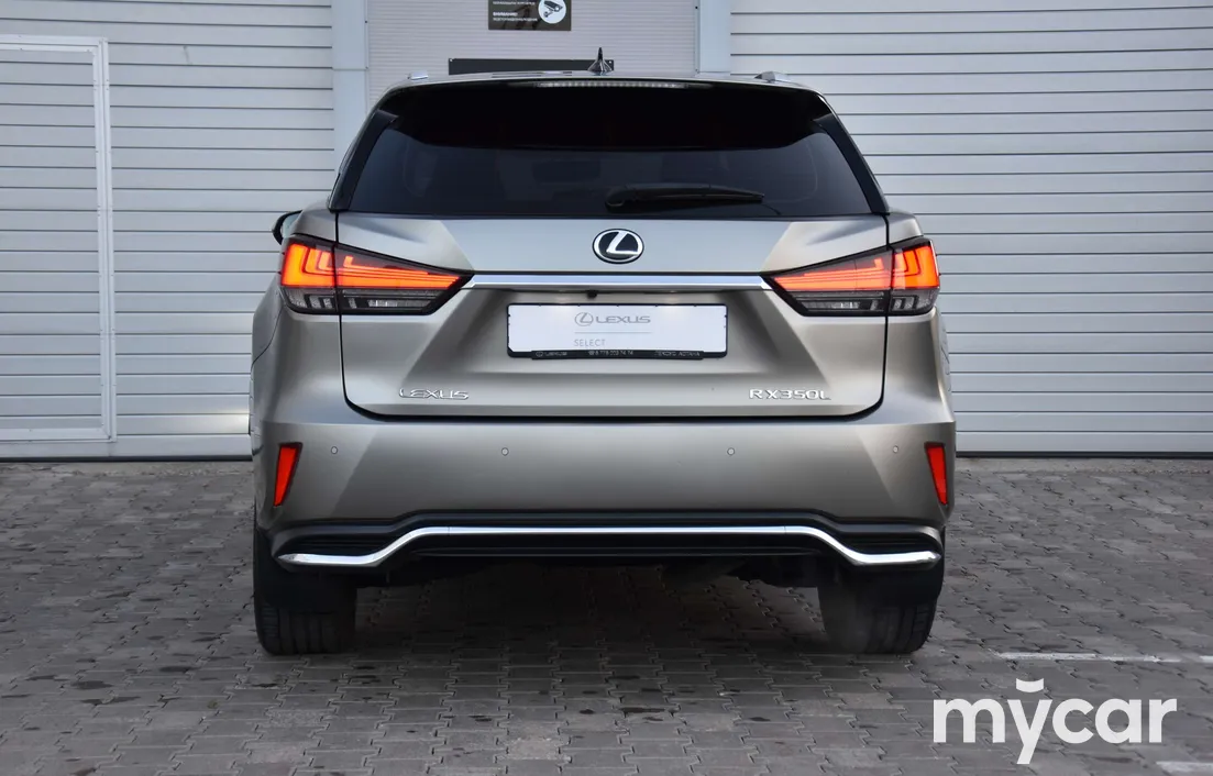 Lexus RX 2022