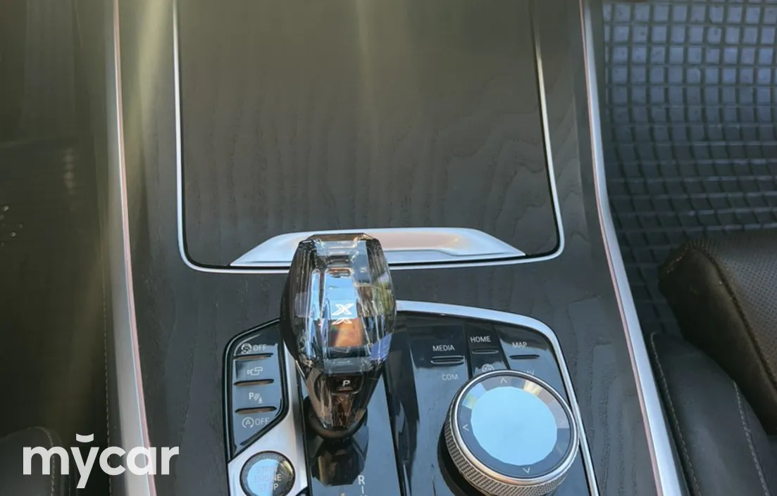 BMW X7 2020