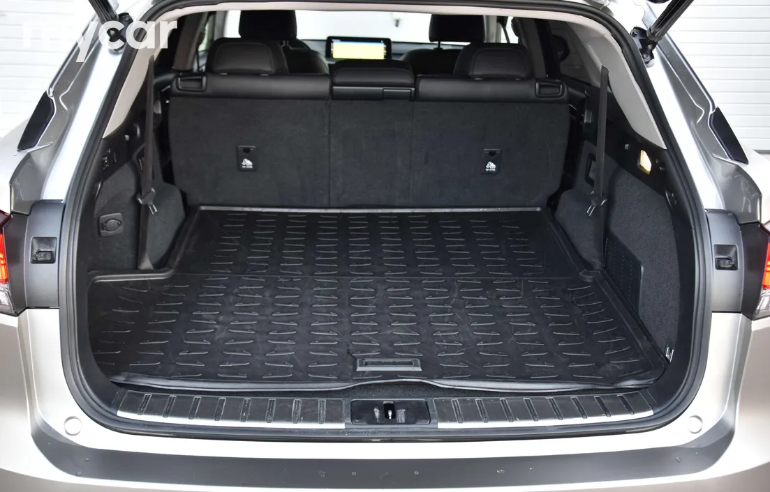 Lexus RX 2022