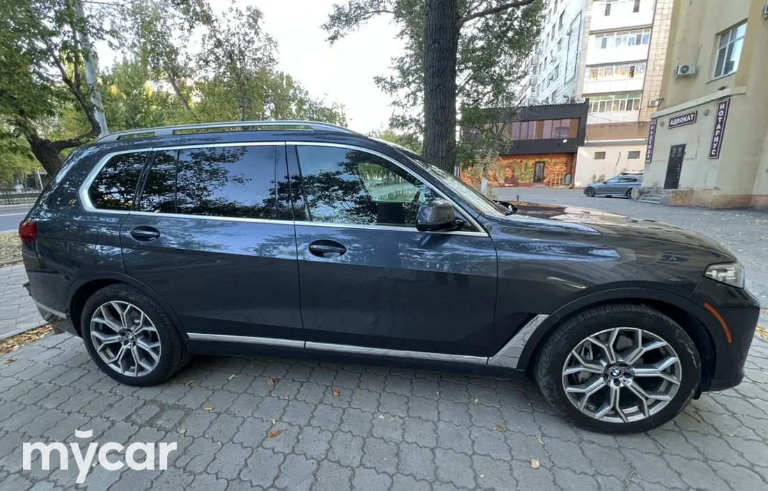 BMW X7 2020