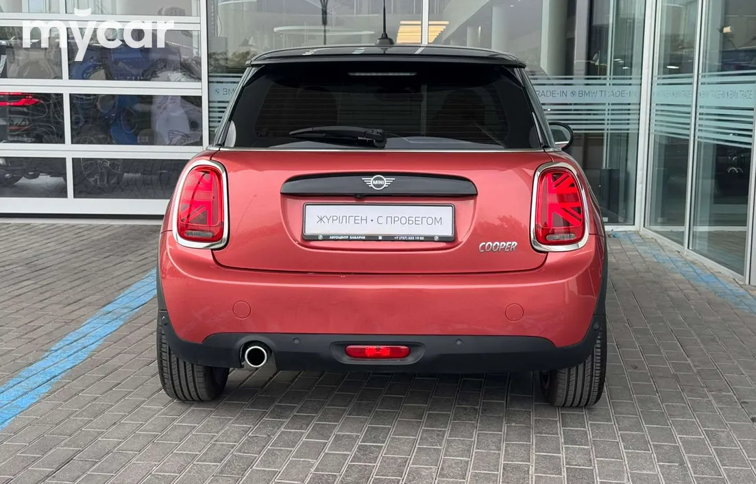 Mini Hatch 2020