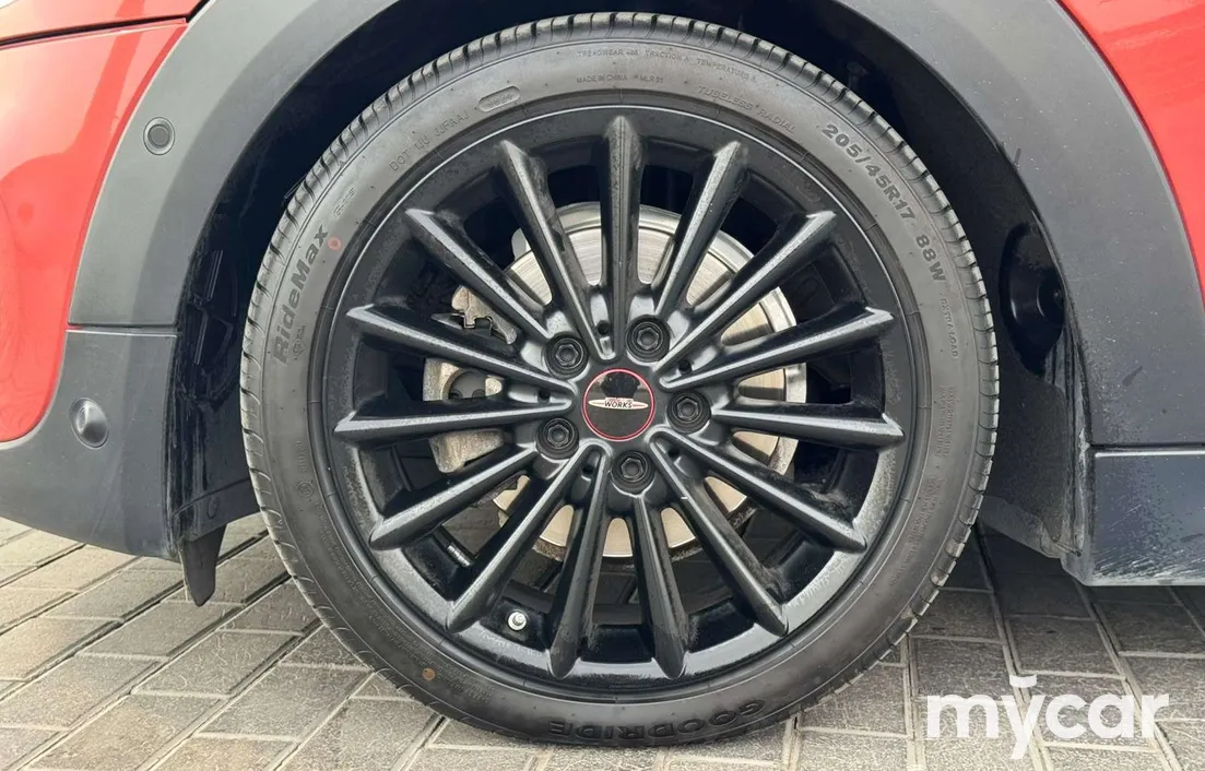 Mini Hatch 2020