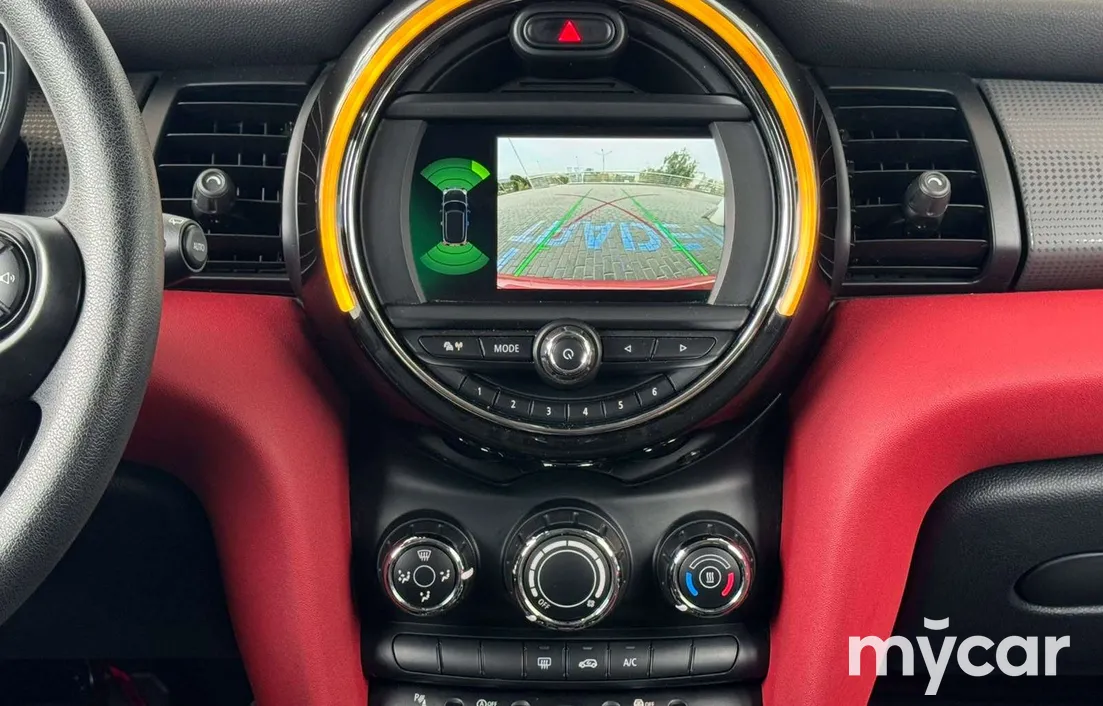 Mini Hatch 2020