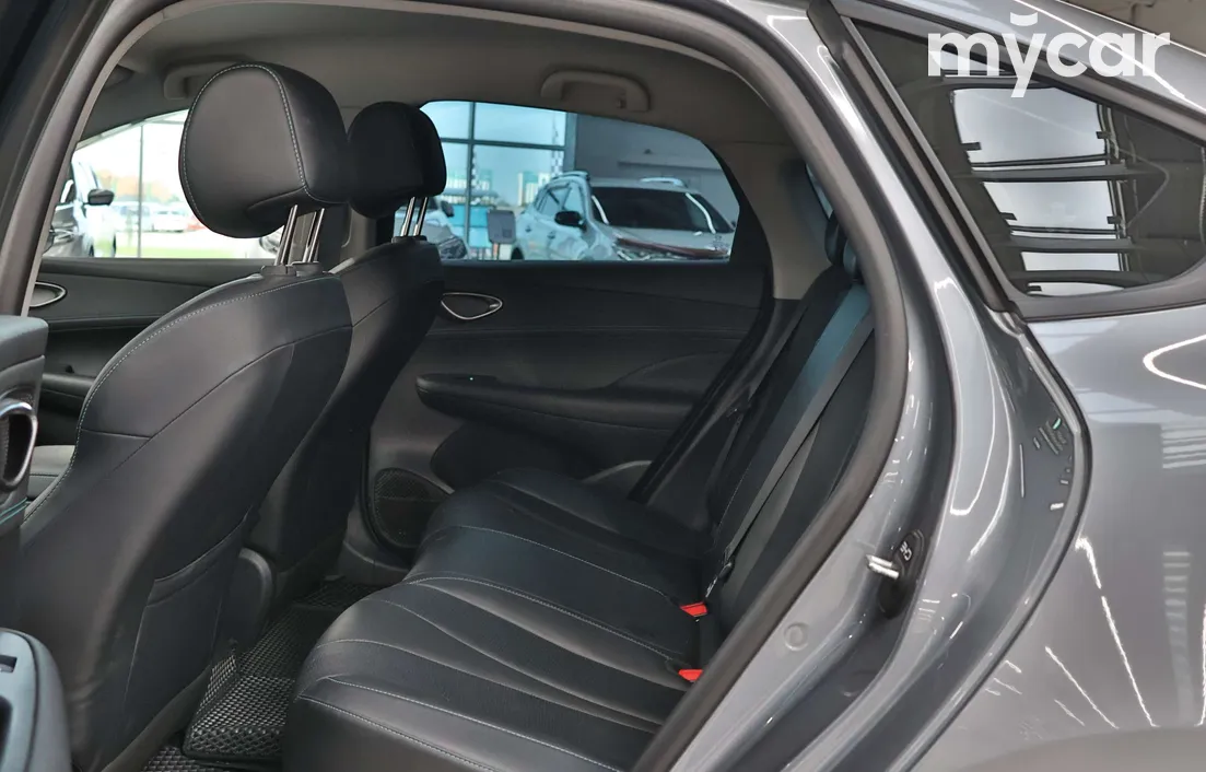 BYD Seal 05 2025