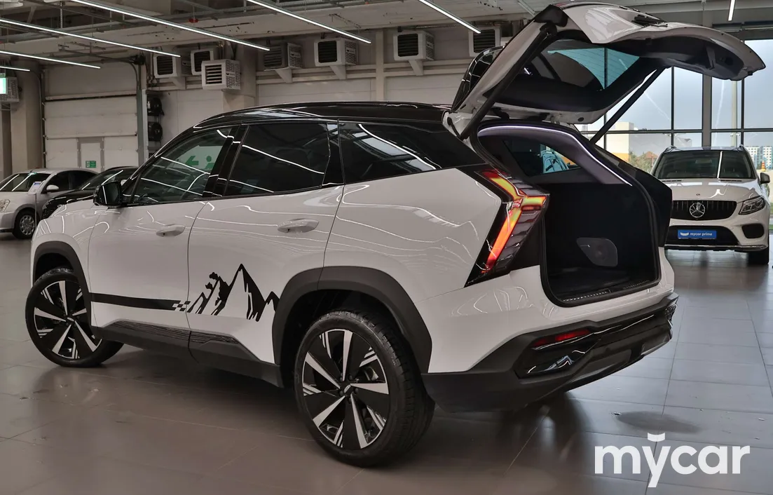 Geely Atlas 2024