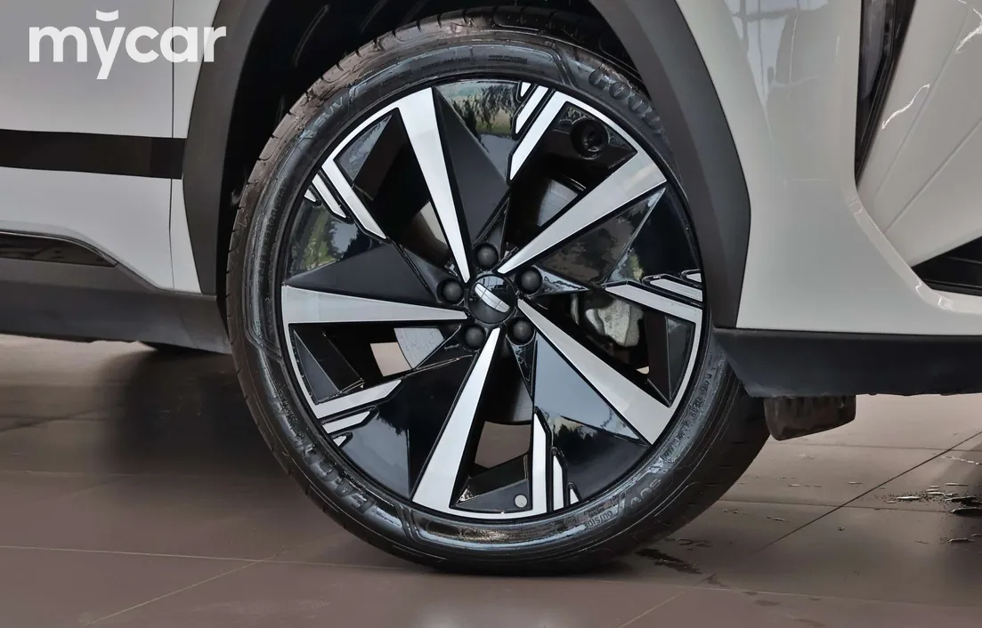 Geely Atlas 2024