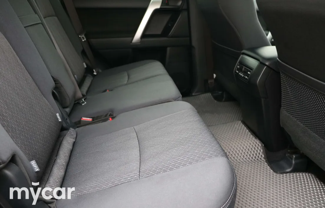 Toyota Land Cruiser Prado 2023
