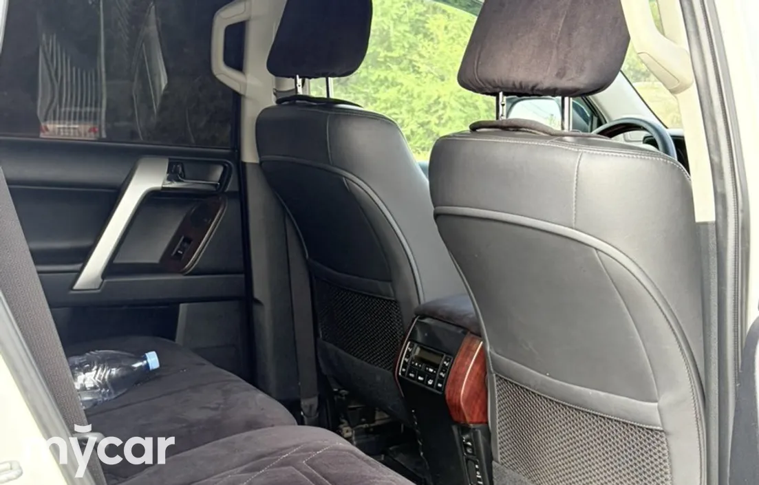 Toyota Land Cruiser Prado 2017
