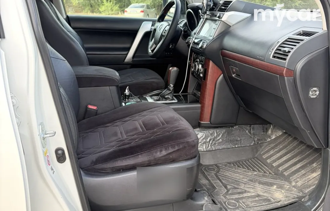 Toyota Land Cruiser Prado 2017