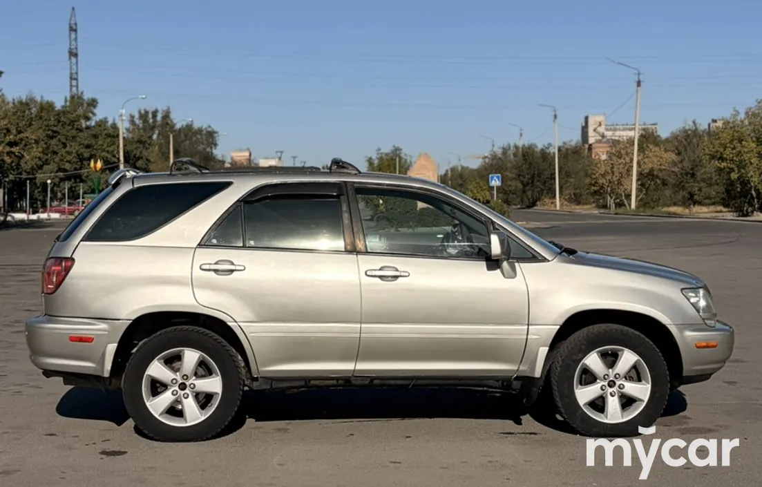 Lexus RX 1999