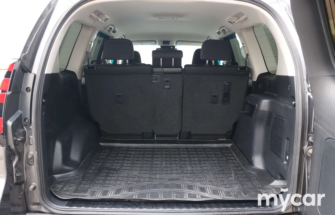 Toyota Land Cruiser Prado 2023