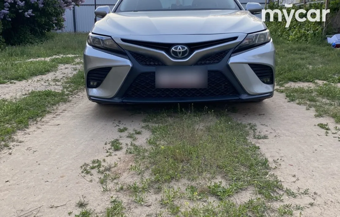Toyota Camry 2018
