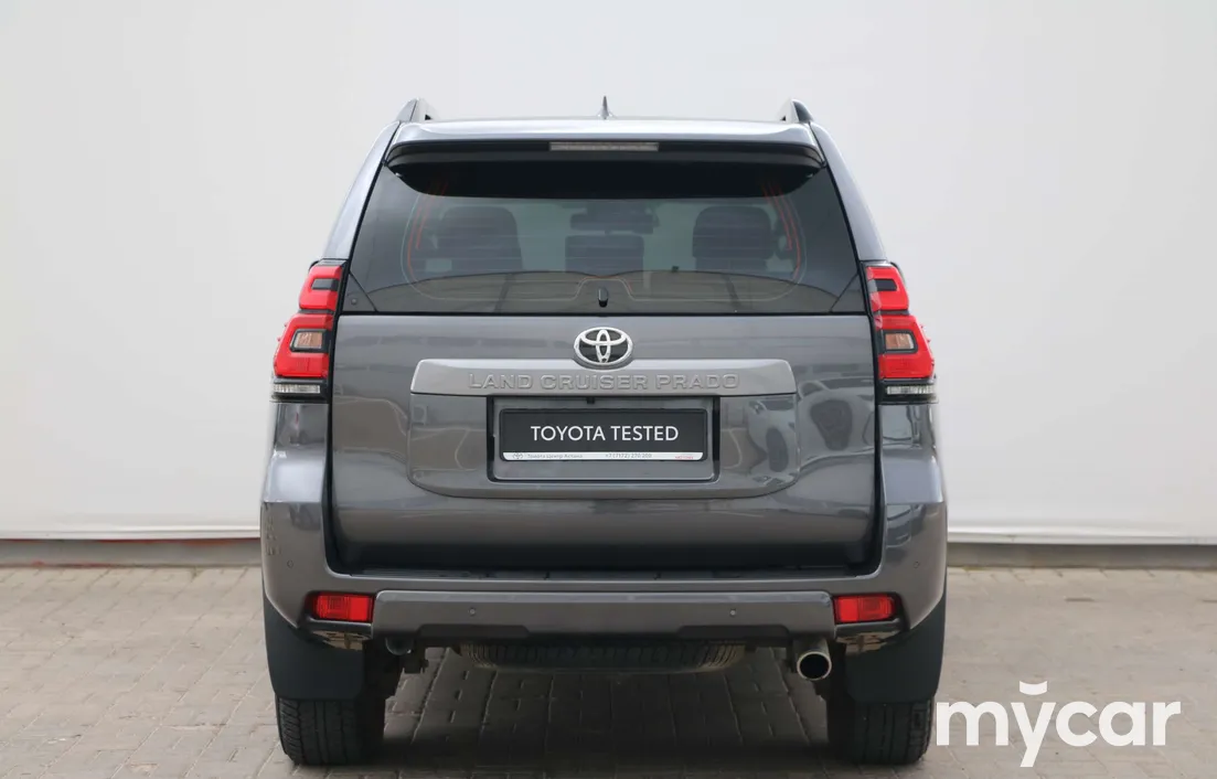 Toyota Land Cruiser Prado 2023
