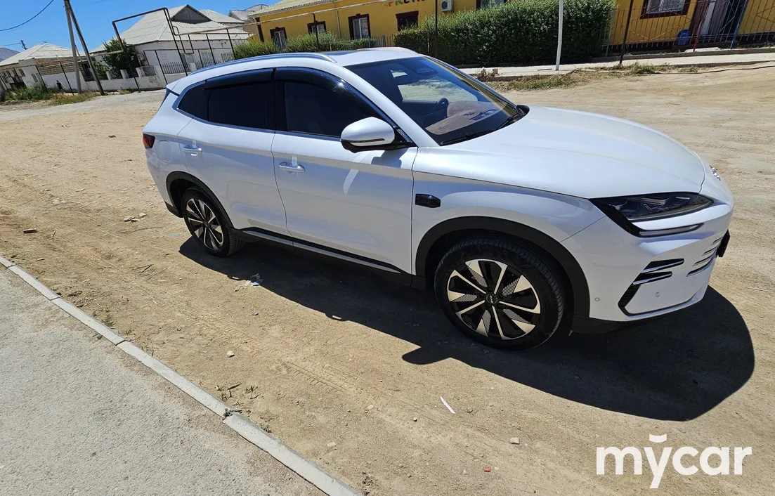 BYD Song Plus DM-i 2025
