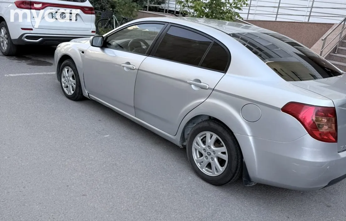 FAW Besturn B50 2012
