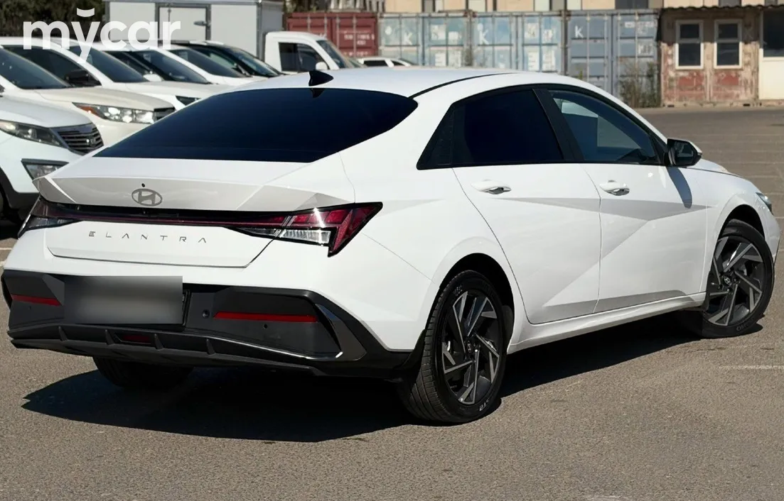 Hyundai Elantra 2026