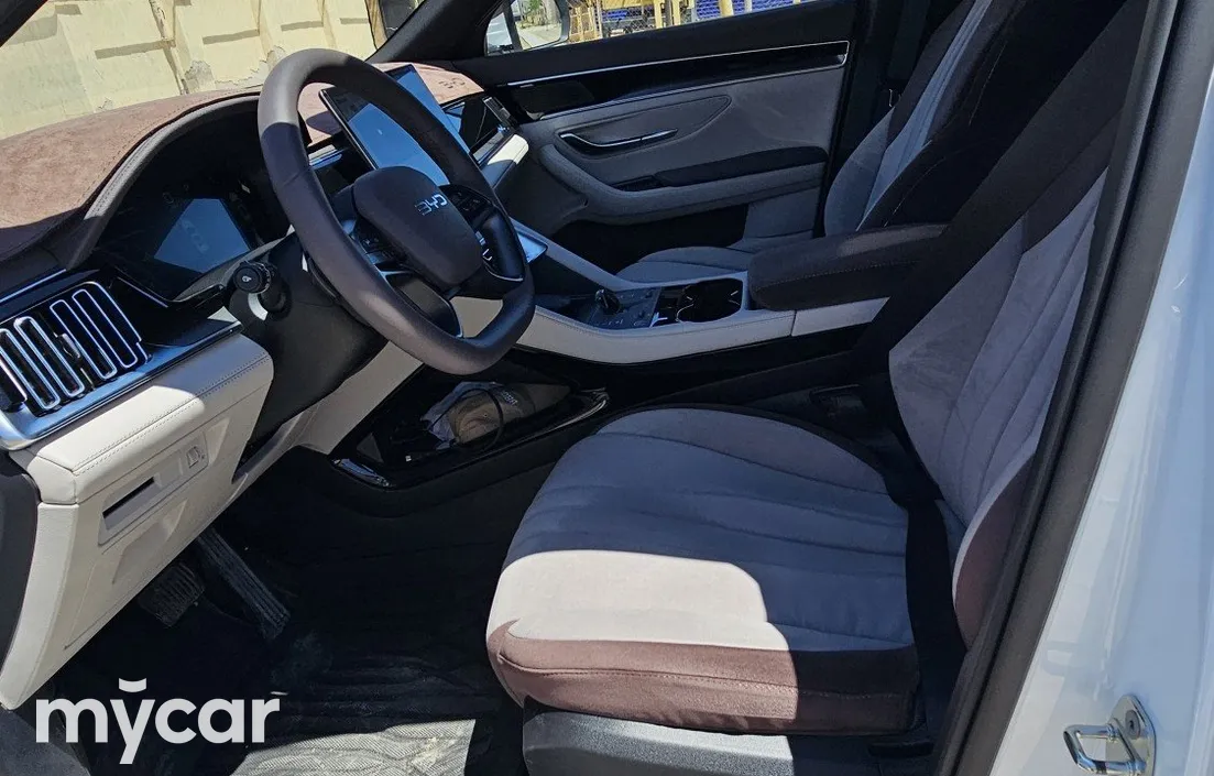 BYD Song Plus DM-i 2025