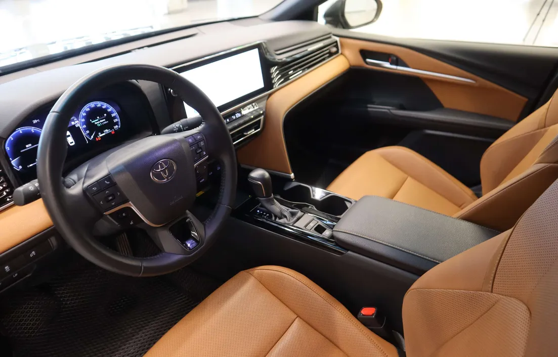 Toyota Camry 2025