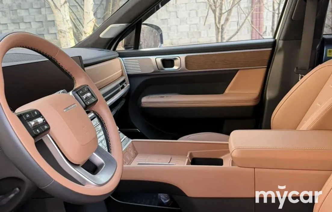 Hyundai Santa Fe 2025