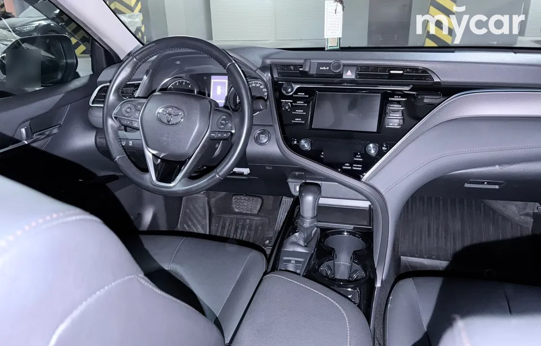 Toyota Camry 2020