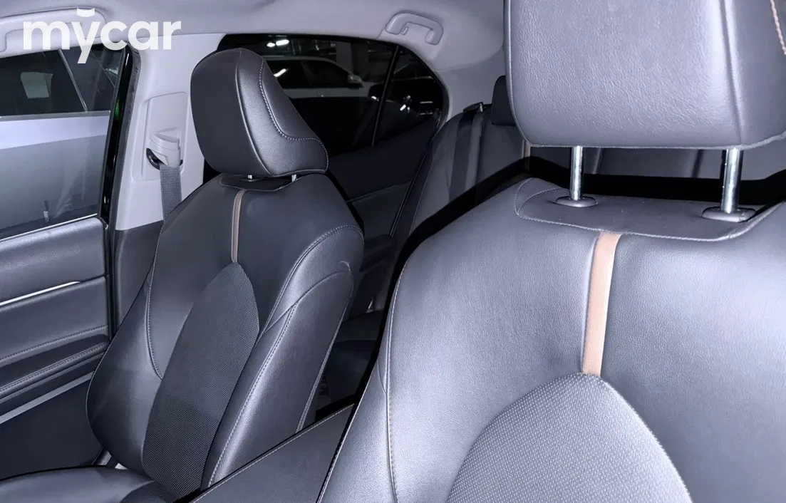 Toyota Camry 2020