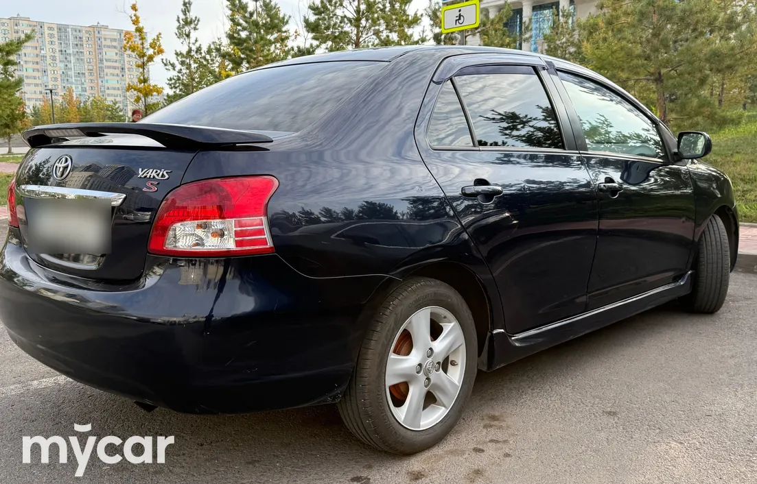 Toyota Yaris 2008