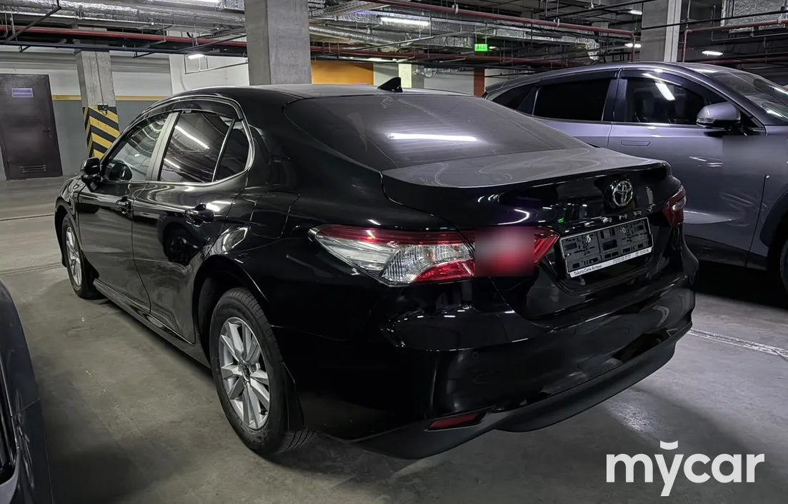 Toyota Camry 2020