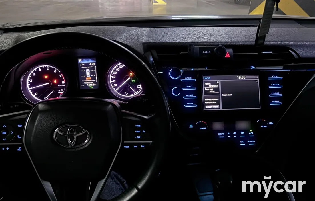 Toyota Camry 2020