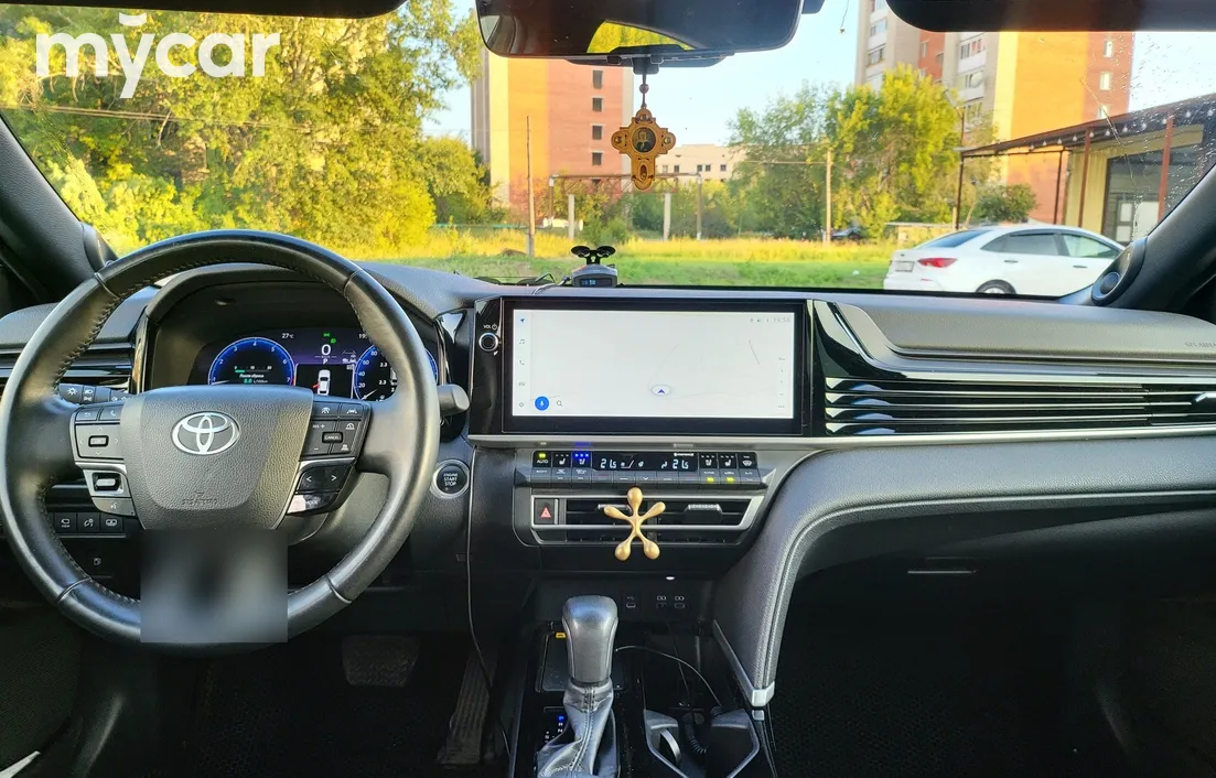 Toyota Camry 2024