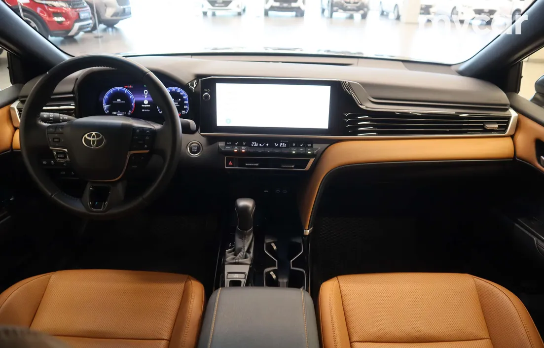Toyota Camry 2025