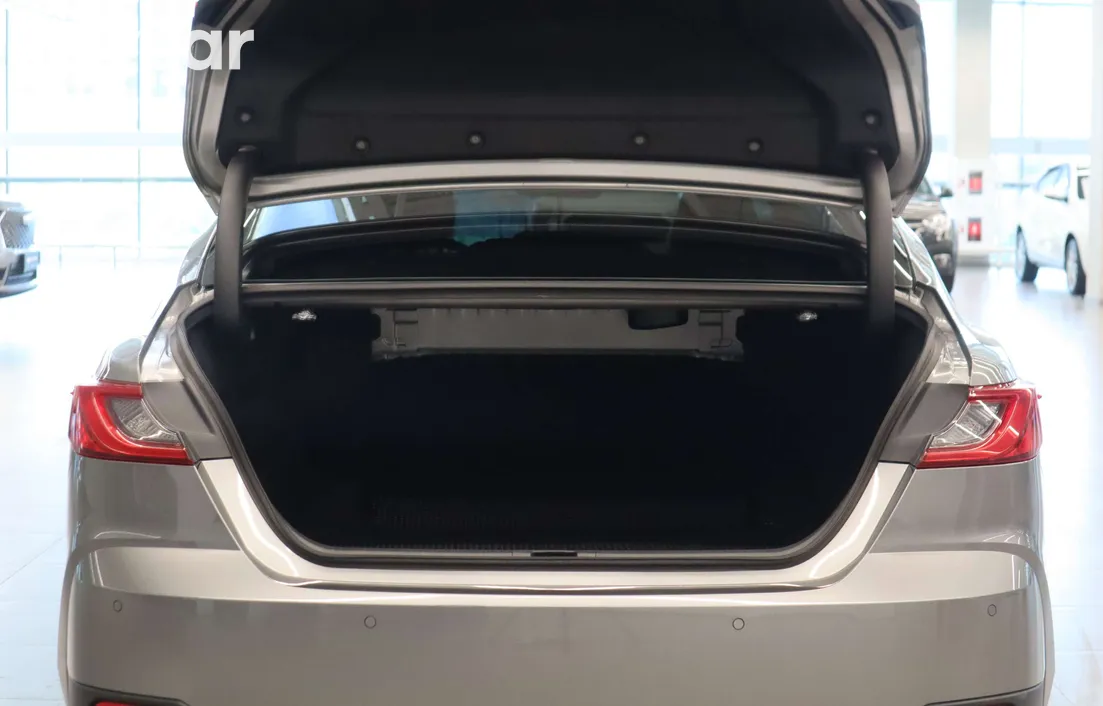 Toyota Camry 2025