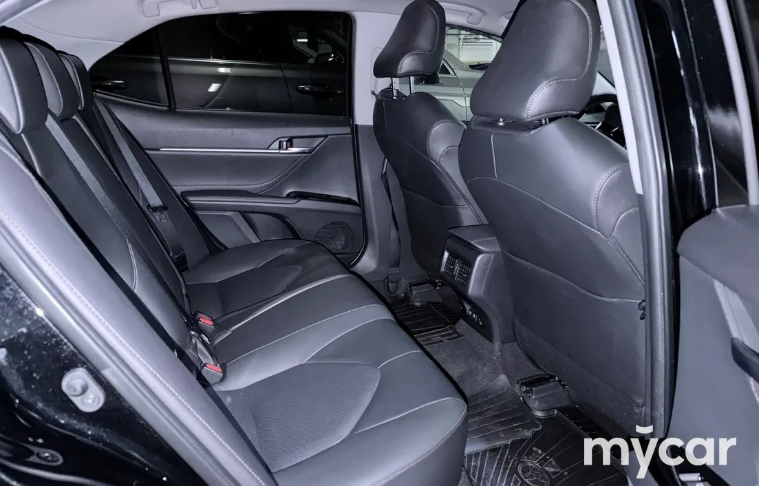 Toyota Camry 2020