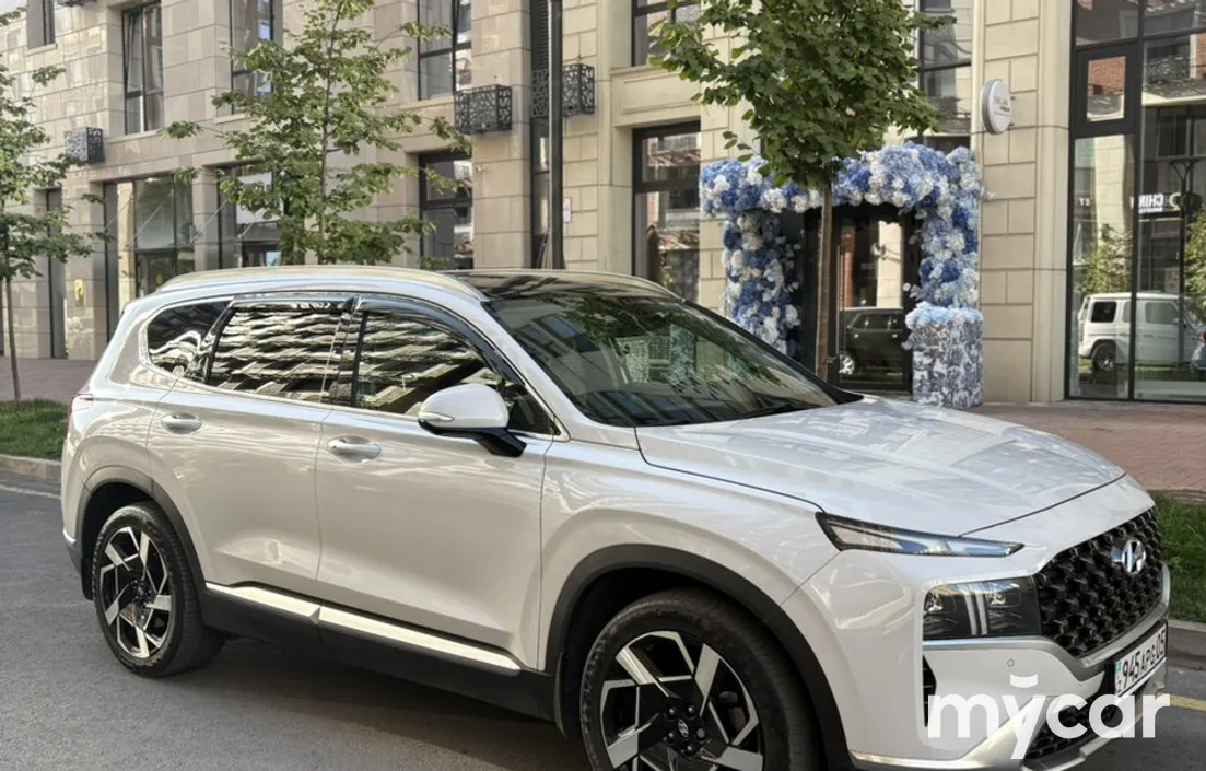 Hyundai Santa Fe 2023