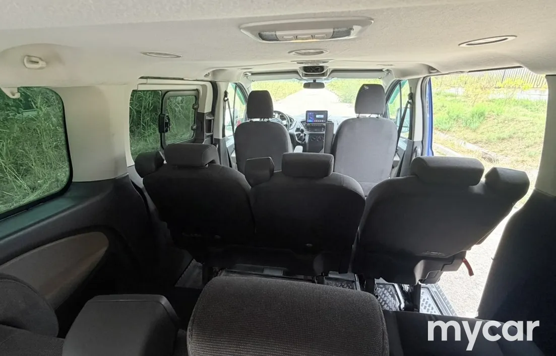 Ford Tourneo Custom 2013