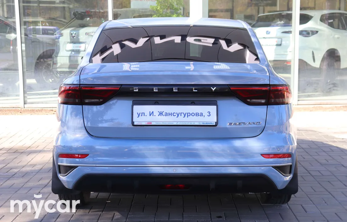 Geely Emgrand 2024