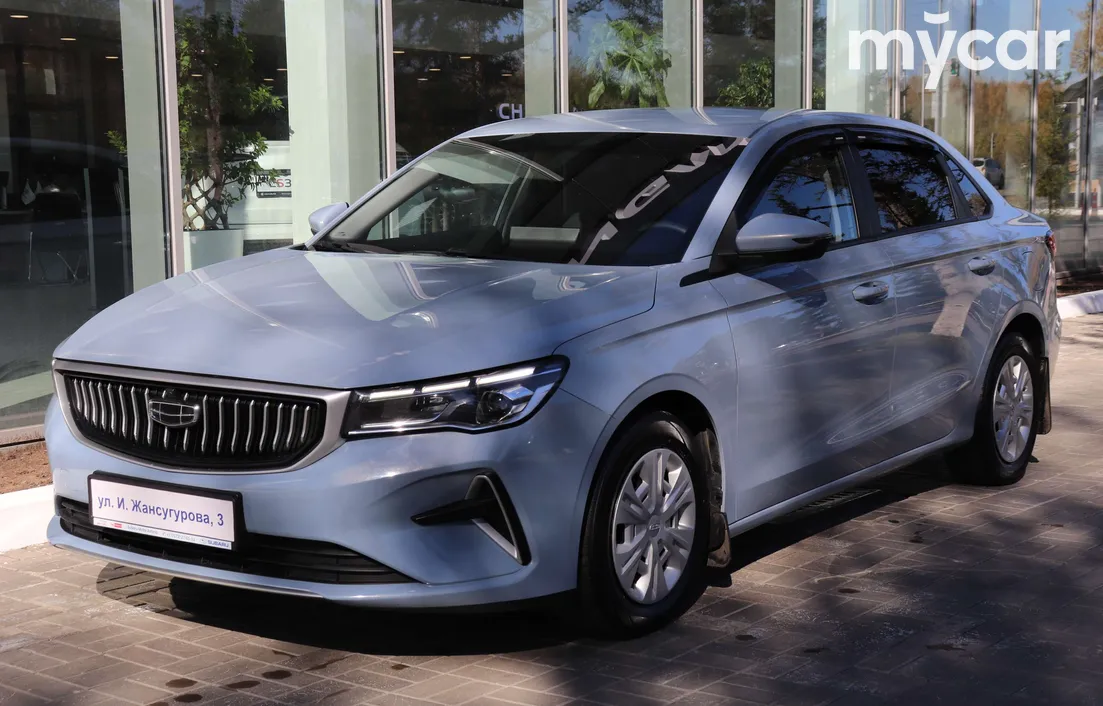 Geely Emgrand 2024