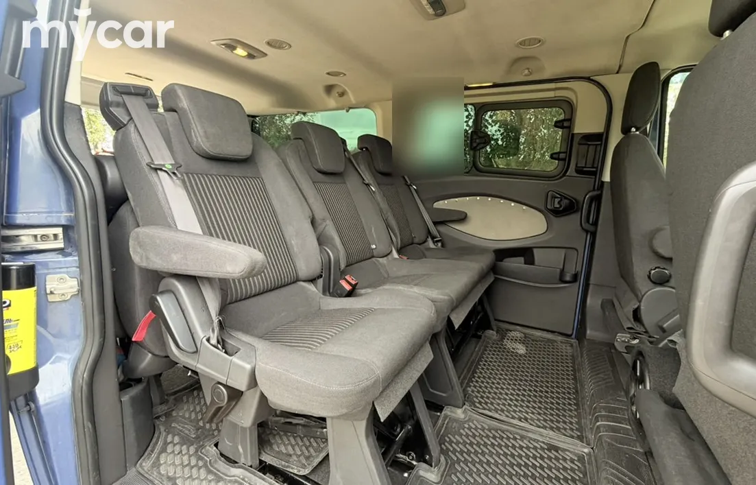 Ford Tourneo Custom 2013