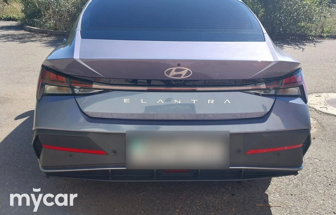 Hyundai Elantra 2026