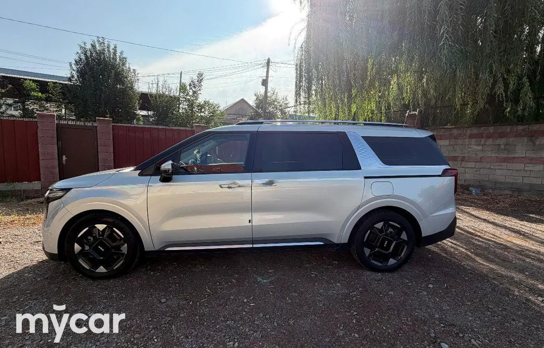 Kia Carnival 2025